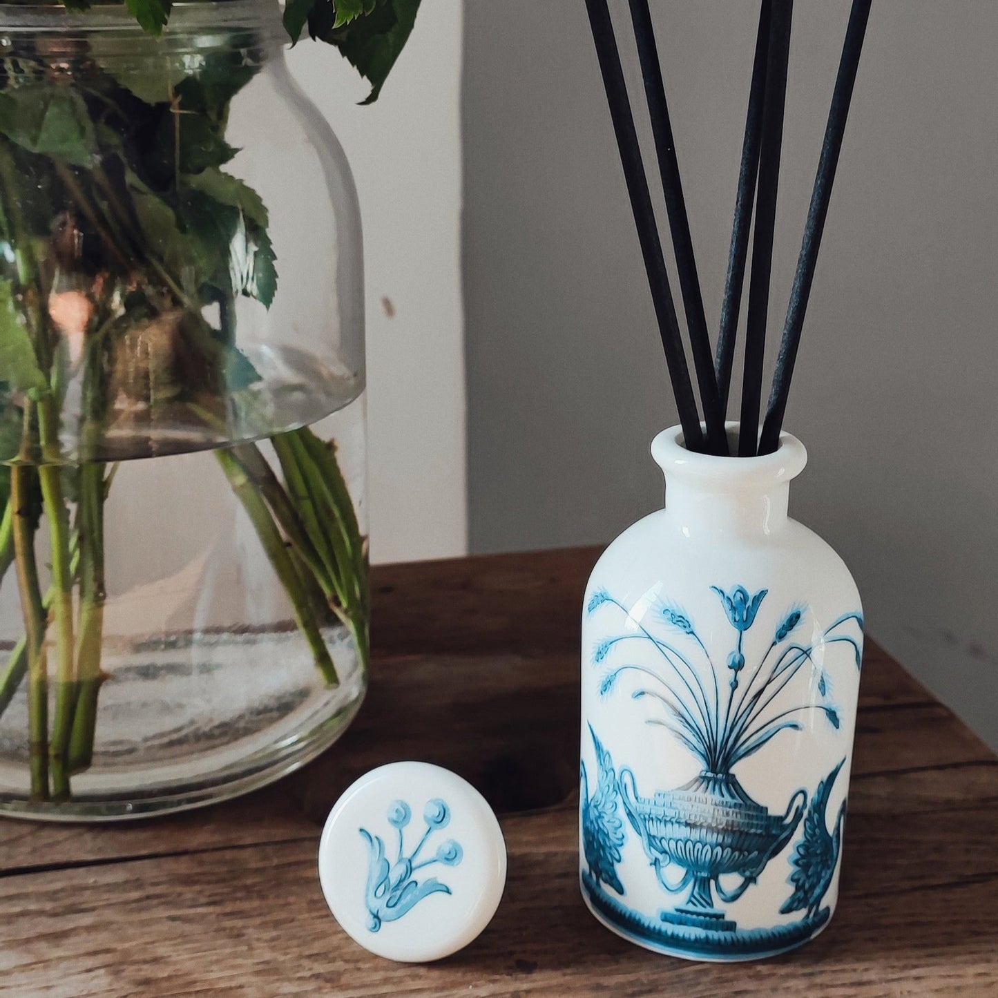 Petit Flacon en porcelaine de paris