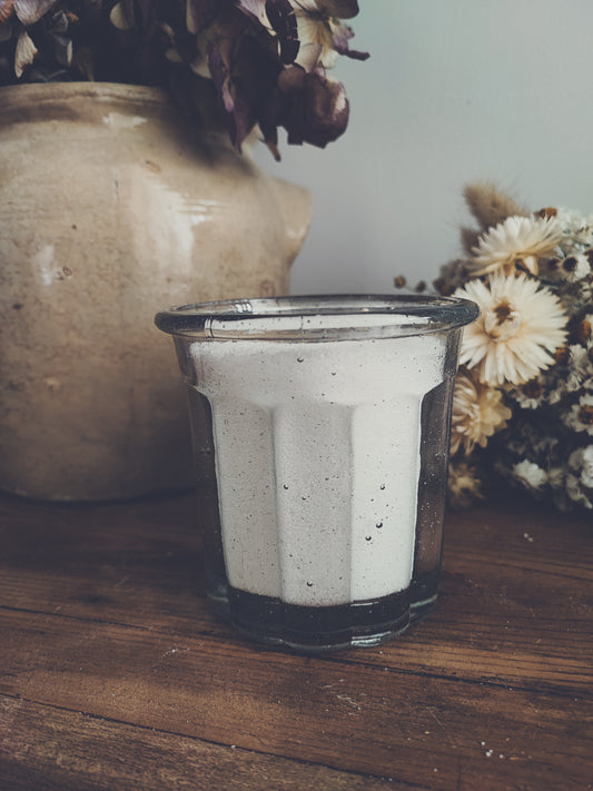 Ancien pot confiture bullé