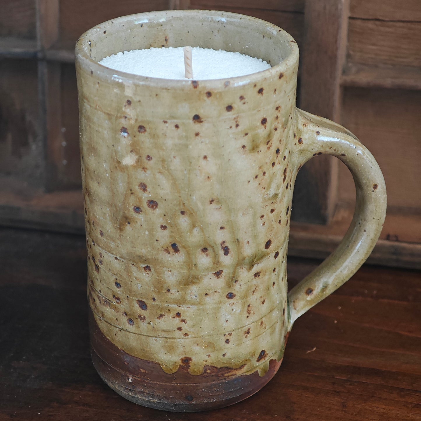 Mug en grès vernissé